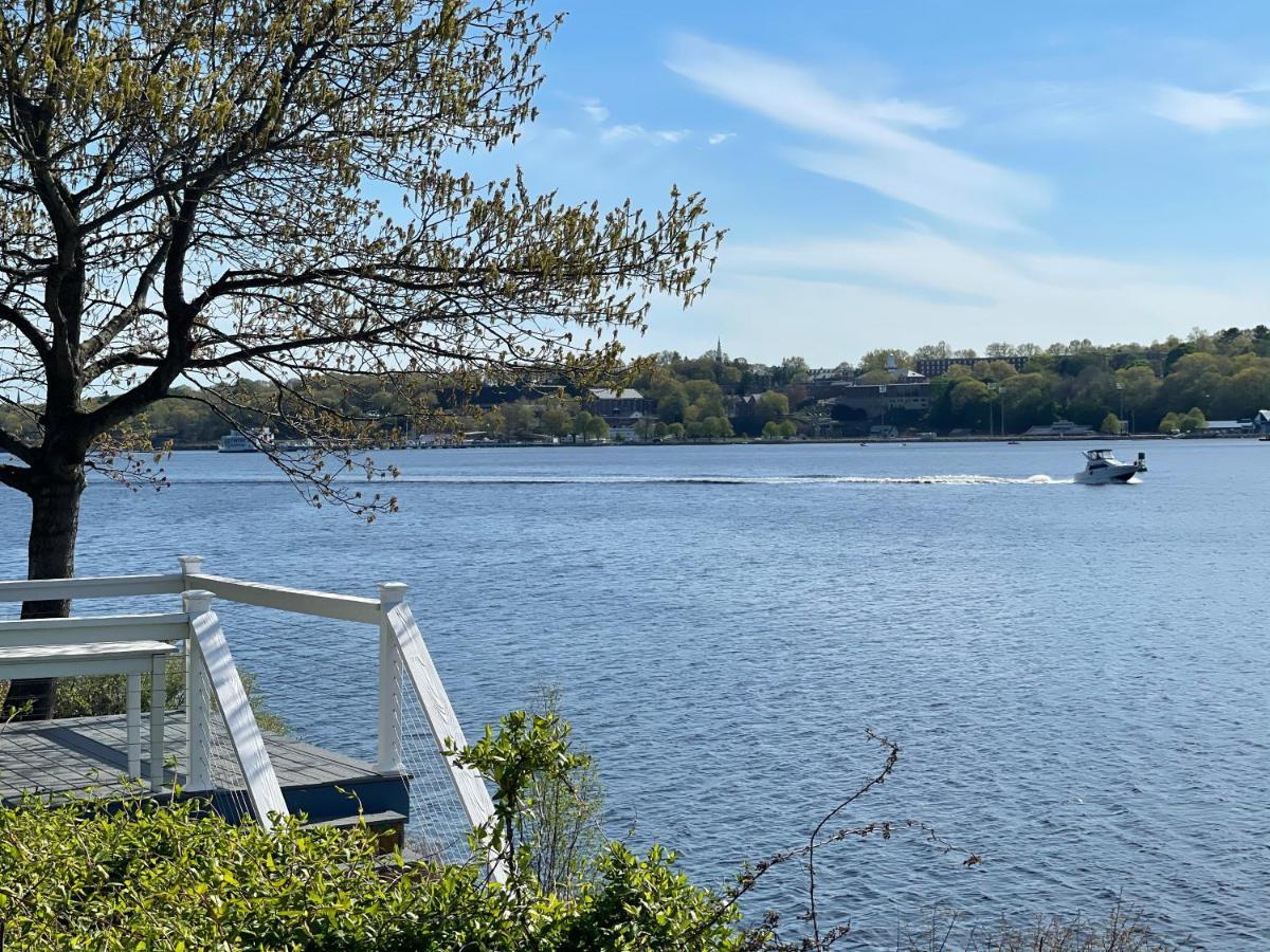 Waterfront Home With A View Groton Exteriör bild