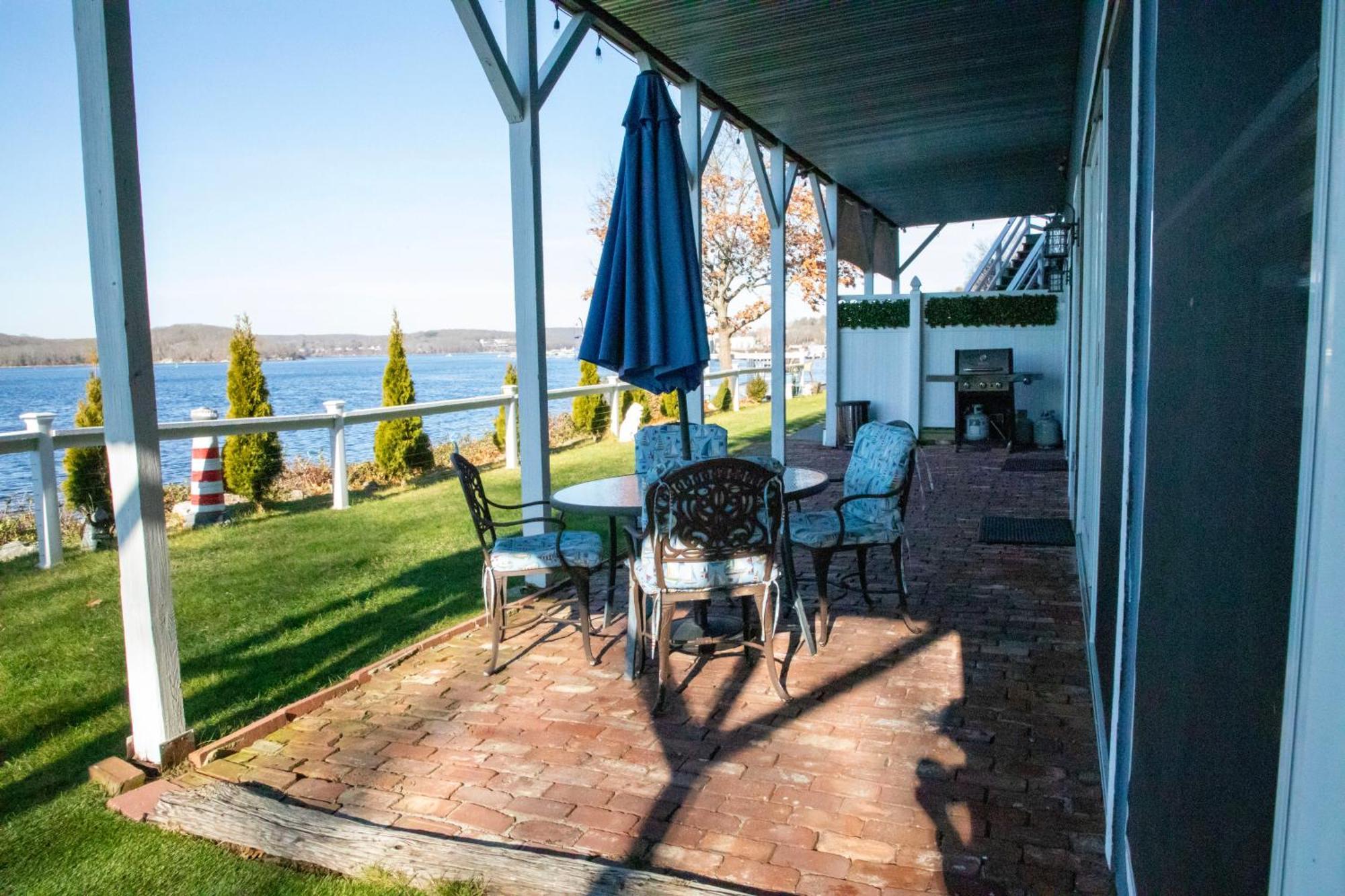 Waterfront Home With A View Groton Exteriör bild