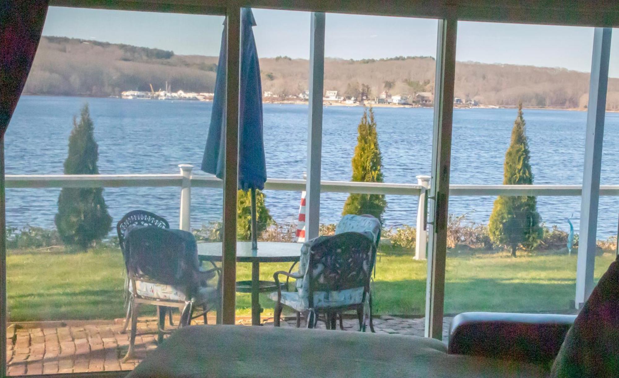 Waterfront Home With A View Groton Exteriör bild