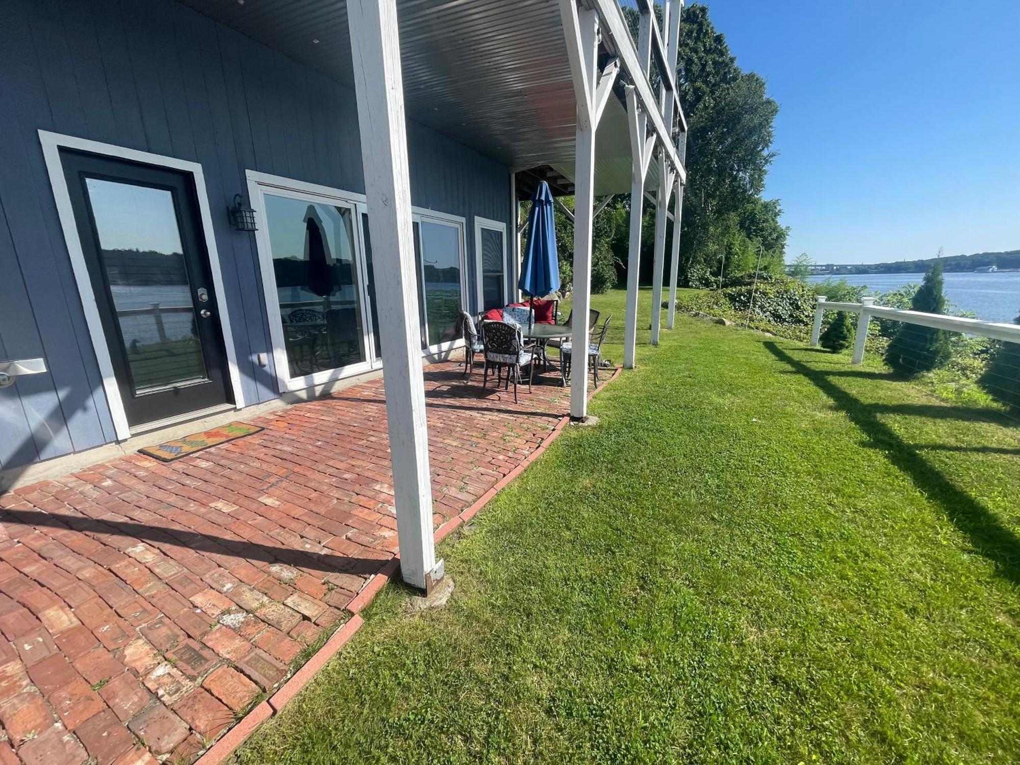 Waterfront Home With A View Groton Exteriör bild